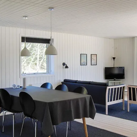 Ferienhaus Holiday Xii *